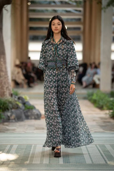 Look 46